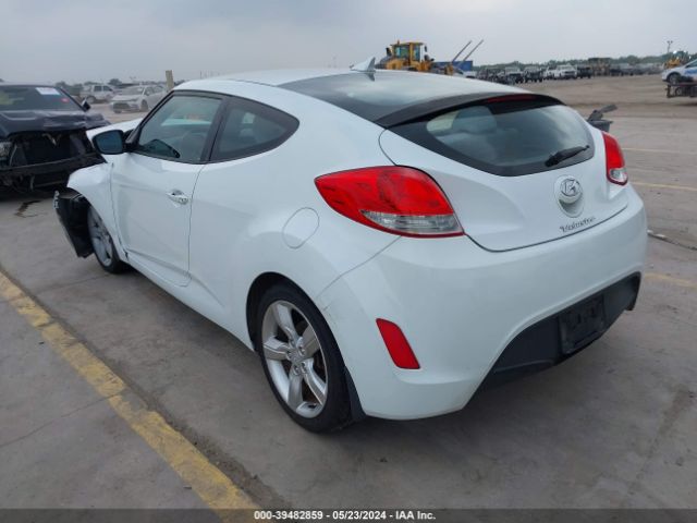 Photo 2 VIN: KMHTC6AD9DU117076 - HYUNDAI VELOSTER 