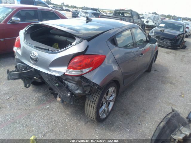 Photo 3 VIN: KMHTC6AD9DU123170 - HYUNDAI VELOSTER 