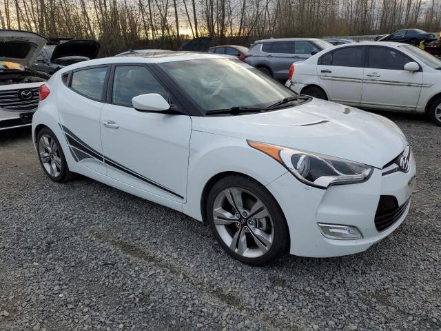 Photo 3 VIN: KMHTC6AD9DU123900 - HYUNDAI VELOSTER 