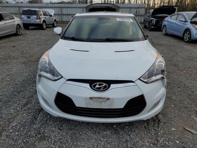 Photo 4 VIN: KMHTC6AD9DU123900 - HYUNDAI VELOSTER 