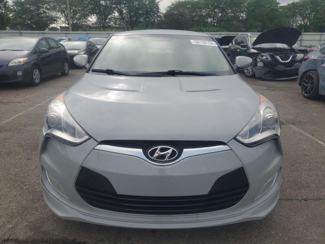 Photo 4 VIN: KMHTC6AD9DU126876 - HYUNDAI VELOSTER 