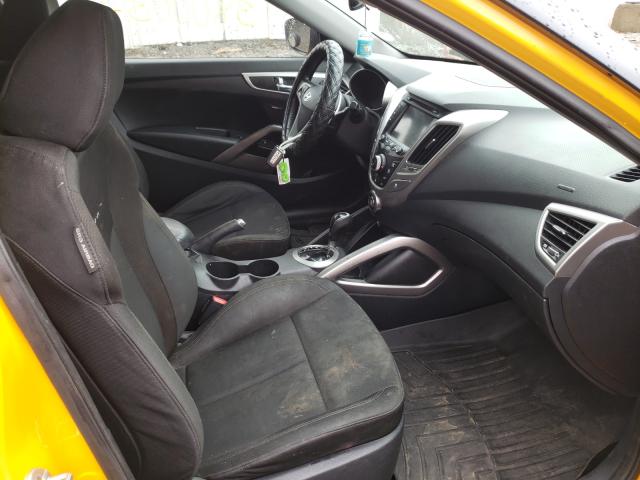 Photo 4 VIN: KMHTC6AD9DU136436 - HYUNDAI VELOSTER 