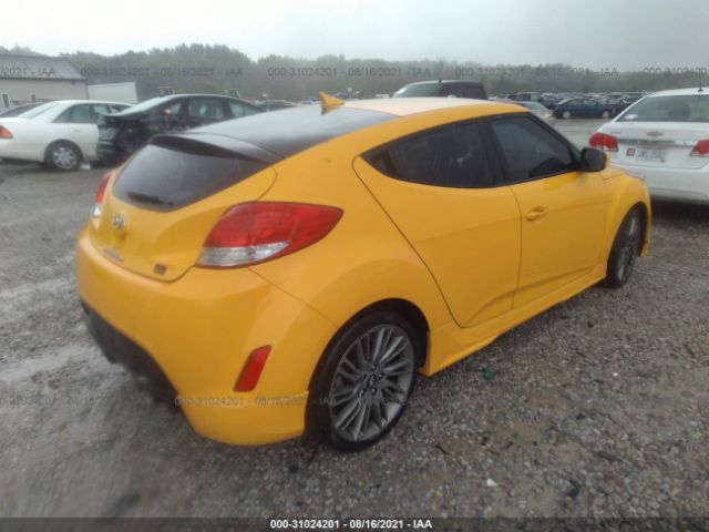 Photo 3 VIN: KMHTC6AD9DU137912 - HYUNDAI VELOSTER 