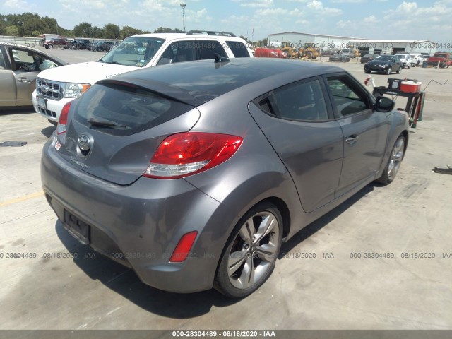 Photo 3 VIN: KMHTC6AD9DU142981 - HYUNDAI VELOSTER 