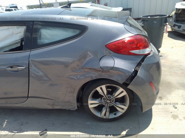 Photo 5 VIN: KMHTC6AD9DU142981 - HYUNDAI VELOSTER 