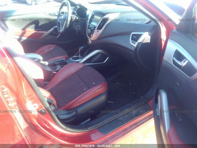 Photo 4 VIN: KMHTC6AD9DU143869 - HYUNDAI VELOSTER 