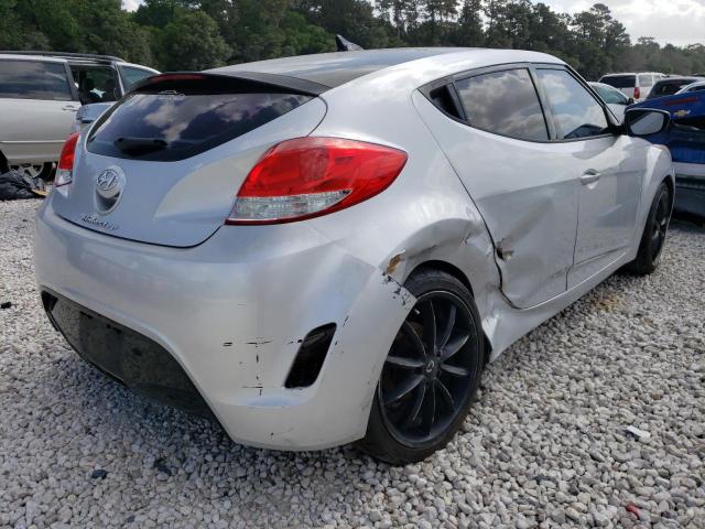 Photo 3 VIN: KMHTC6AD9DU154709 - HYUNDAI VELOSTER 