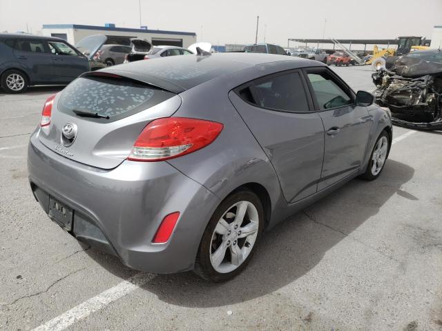 Photo 3 VIN: KMHTC6AD9DU163992 - HYUNDAI VELOSTER 