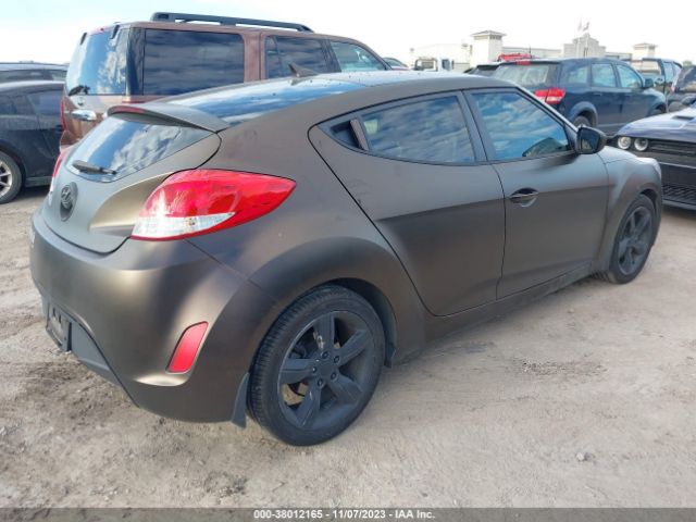 Photo 3 VIN: KMHTC6AD9EU210438 - HYUNDAI VELOSTER 