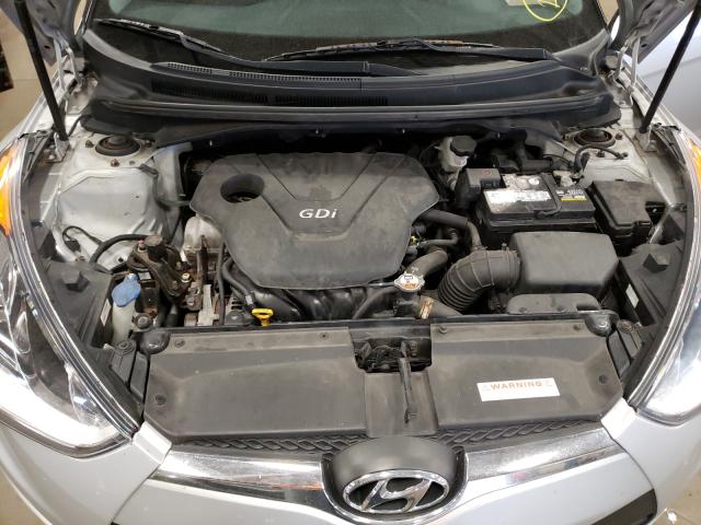 Photo 6 VIN: KMHTC6AD9FU224728 - HYUNDAI VELOSTER 