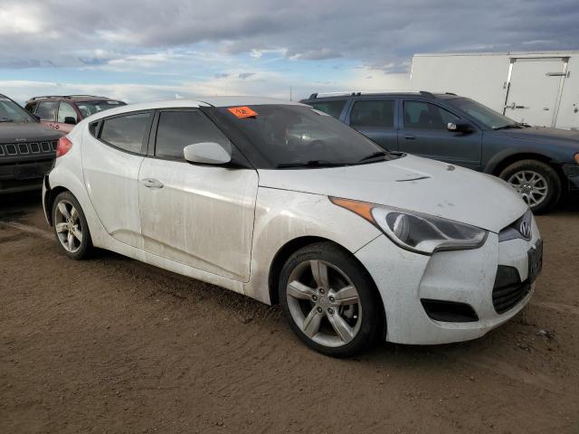 Photo 3 VIN: KMHTC6AD9FU239228 - HYUNDAI VELOSTER 