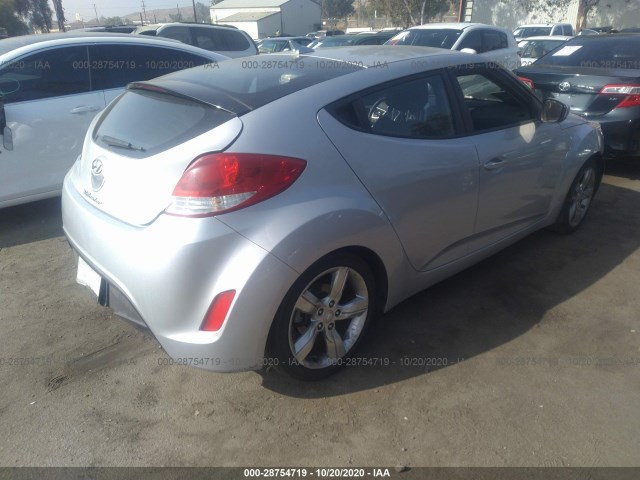 Photo 3 VIN: KMHTC6AD9FU239598 - HYUNDAI VELOSTER 