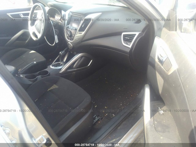 Photo 4 VIN: KMHTC6AD9FU239598 - HYUNDAI VELOSTER 