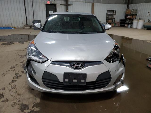 Photo 4 VIN: KMHTC6AD9GU259836 - HYUNDAI VELOSTER 