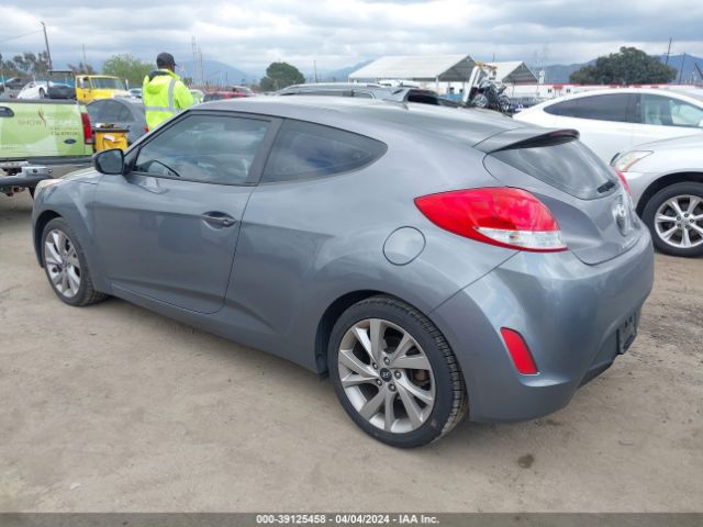 Photo 2 VIN: KMHTC6AD9GU265782 - HYUNDAI VELOSTER 