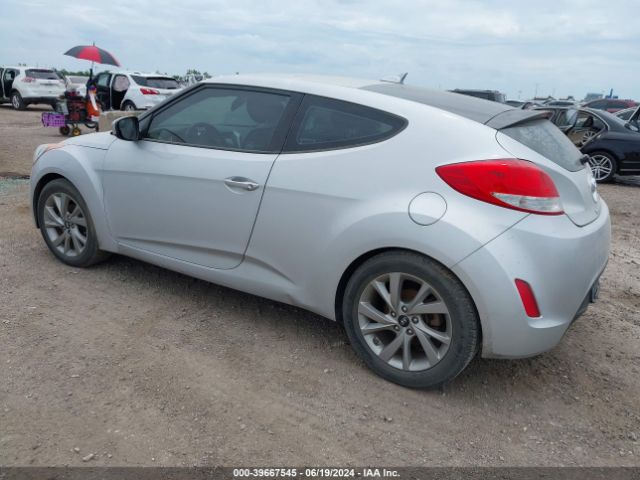 Photo 2 VIN: KMHTC6AD9GU286647 - HYUNDAI VELOSTER 