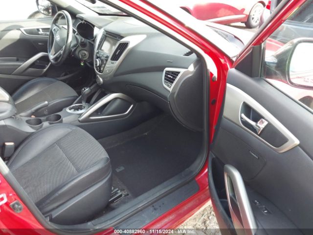 Photo 4 VIN: KMHTC6AD9GU288804 - HYUNDAI VELOSTER 