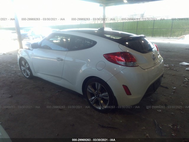 Photo 2 VIN: KMHTC6AD9GU294103 - HYUNDAI VELOSTER 