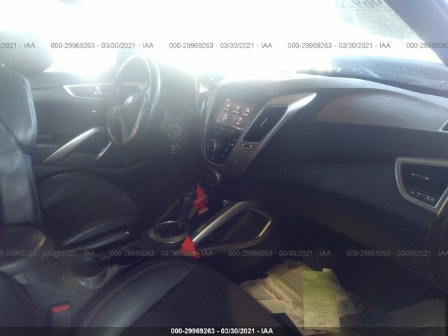 Photo 4 VIN: KMHTC6AD9GU294103 - HYUNDAI VELOSTER 