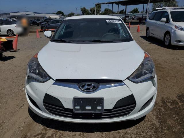 Photo 4 VIN: KMHTC6AD9GU296093 - HYUNDAI VELOSTER 