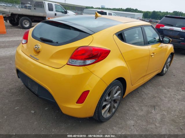 Photo 3 VIN: KMHTC6AD9HU307790 - HYUNDAI VELOSTER 