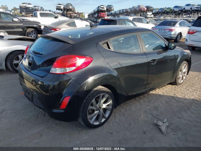 Photo 3 VIN: KMHTC6AD9HU309958 - HYUNDAI VELOSTER 