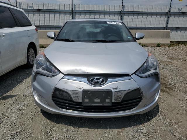 Photo 4 VIN: KMHTC6AD9HU321544 - HYUNDAI VELOSTER 