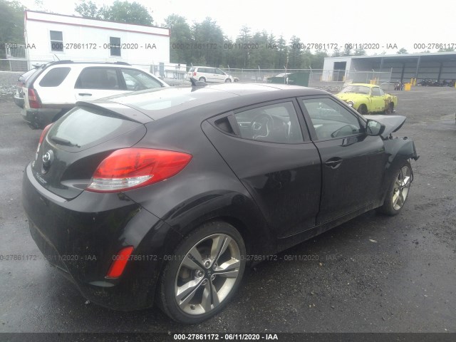 Photo 3 VIN: KMHTC6AD9HU321625 - HYUNDAI VELOSTER 