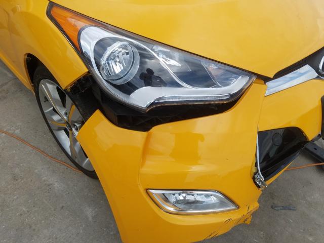 Photo 8 VIN: KMHTC6AD9HU324055 - HYUNDAI VELOSTER 