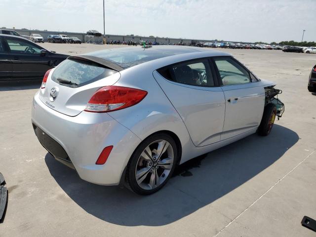 Photo 2 VIN: KMHTC6AD9HU324248 - HYUNDAI VELOSTER 