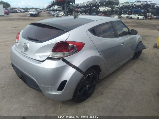 Photo 3 VIN: KMHTC6ADXCU031774 - HYUNDAI VELOSTER 