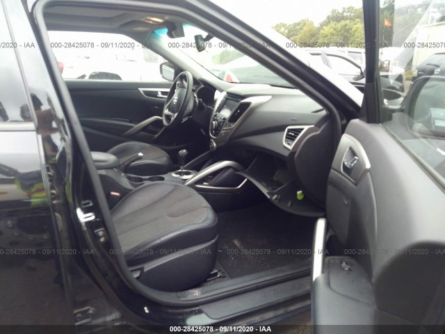 Photo 4 VIN: KMHTC6ADXCU054763 - HYUNDAI VELOSTER 