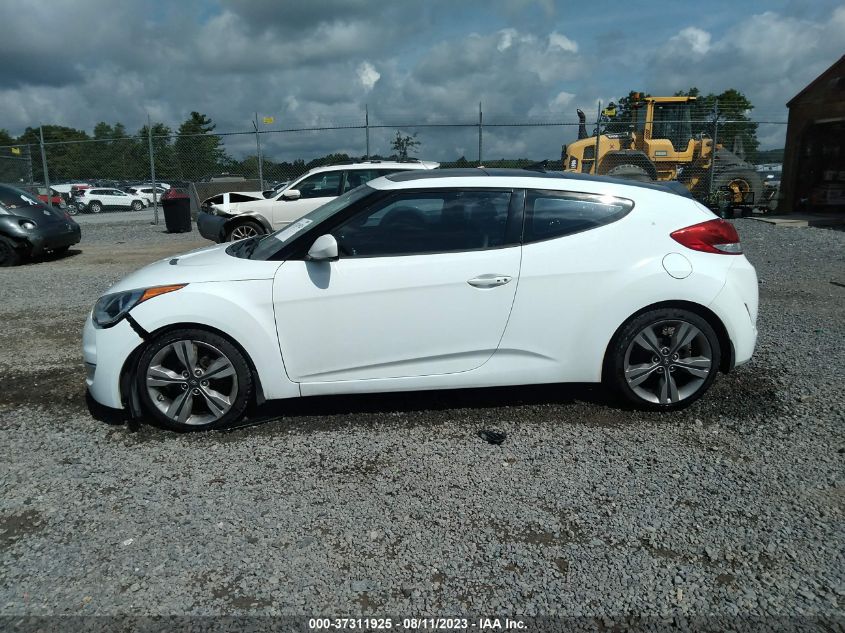 Photo 14 VIN: KMHTC6ADXCU055587 - HYUNDAI VELOSTER 