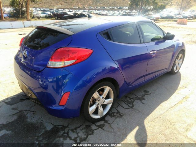 Photo 3 VIN: KMHTC6ADXCU072938 - HYUNDAI VELOSTER 