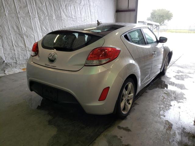 Photo 3 VIN: KMHTC6ADXCU078870 - HYUNDAI VELOSTER 