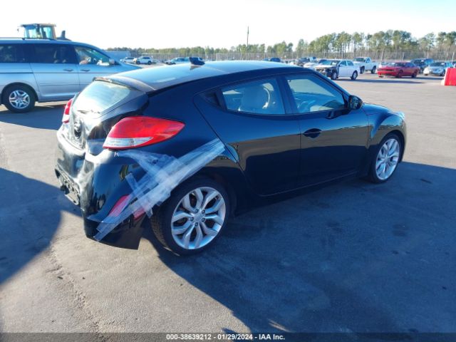 Photo 3 VIN: KMHTC6ADXDU132945 - HYUNDAI VELOSTER 