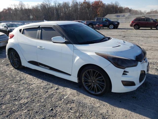 Photo 3 VIN: KMHTC6ADXDU141581 - HYUNDAI VELOSTER 