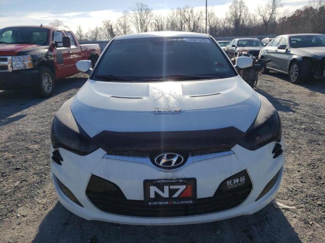 Photo 4 VIN: KMHTC6ADXDU141581 - HYUNDAI VELOSTER 