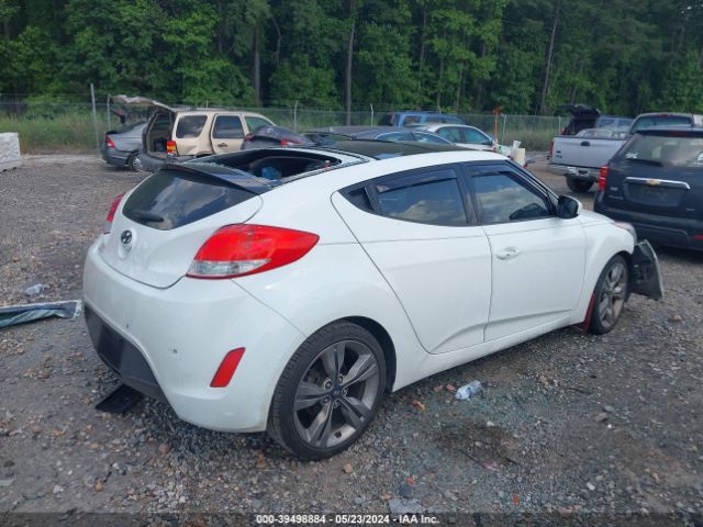 Photo 3 VIN: KMHTC6ADXDU146764 - HYUNDAI VELOSTER 