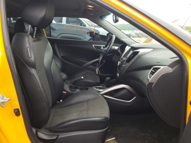 Photo 4 VIN: KMHTC6ADXDU158963 - HYUNDAI VELOSTER 