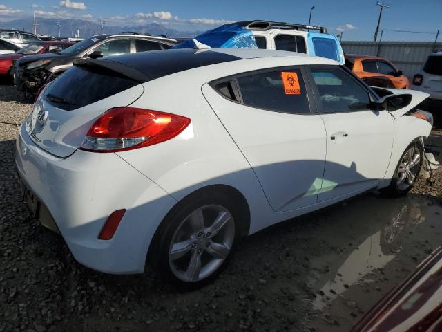 Photo 2 VIN: KMHTC6ADXFU227833 - HYUNDAI VELOSTER 