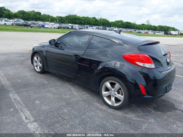 Photo 2 VIN: KMHTC6ADXFU239433 - HYUNDAI VELOSTER 