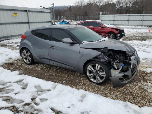 Photo 3 VIN: KMHTC6ADXGU253995 - HYUNDAI VELOSTER 