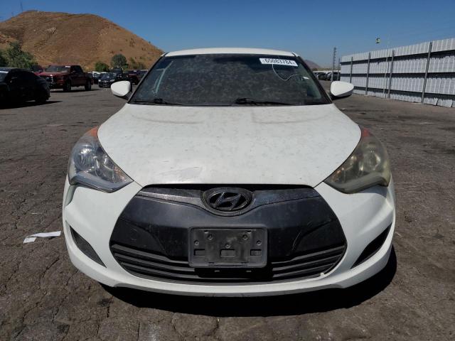 Photo 4 VIN: KMHTC6ADXGU258789 - HYUNDAI VELOSTER 