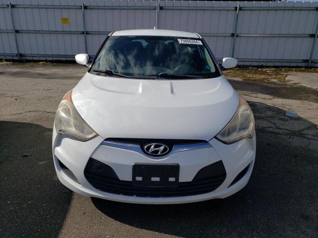 Photo 4 VIN: KMHTC6ADXGU265595 - HYUNDAI VELOSTER 