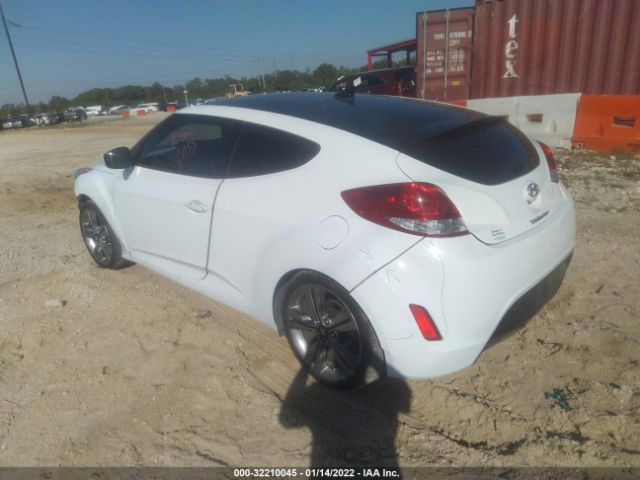 Photo 2 VIN: KMHTC6ADXGU272417 - HYUNDAI VELOSTER 