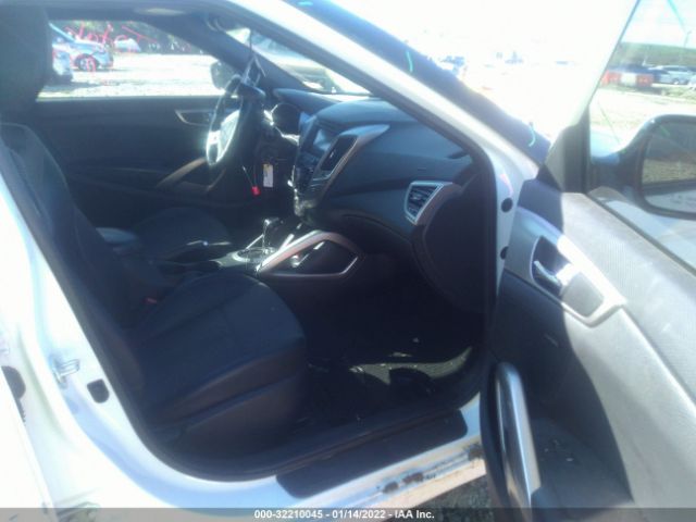 Photo 4 VIN: KMHTC6ADXGU272417 - HYUNDAI VELOSTER 