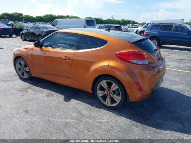 Photo 2 VIN: KMHTC6ADXGU286639 - HYUNDAI VELOSTER 