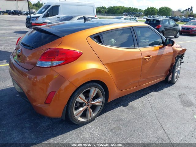 Photo 3 VIN: KMHTC6ADXGU286639 - HYUNDAI VELOSTER 