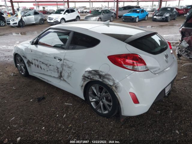 Photo 2 VIN: KMHTC6ADXGU290156 - HYUNDAI VELOSTER 